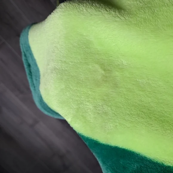 𝅺JUSTICE LET'S AVO CUDDLE fleece snuggle throw sleep sack Avocado Teens Tweens - Picture 8 of 10